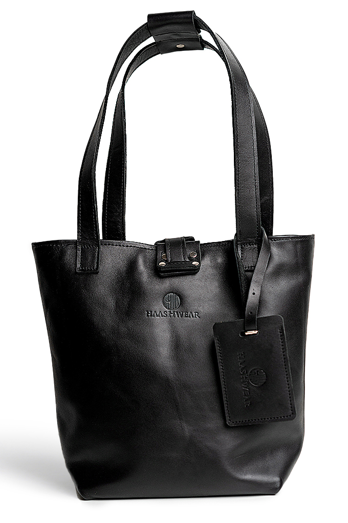 Beautiful black tote bag with tag